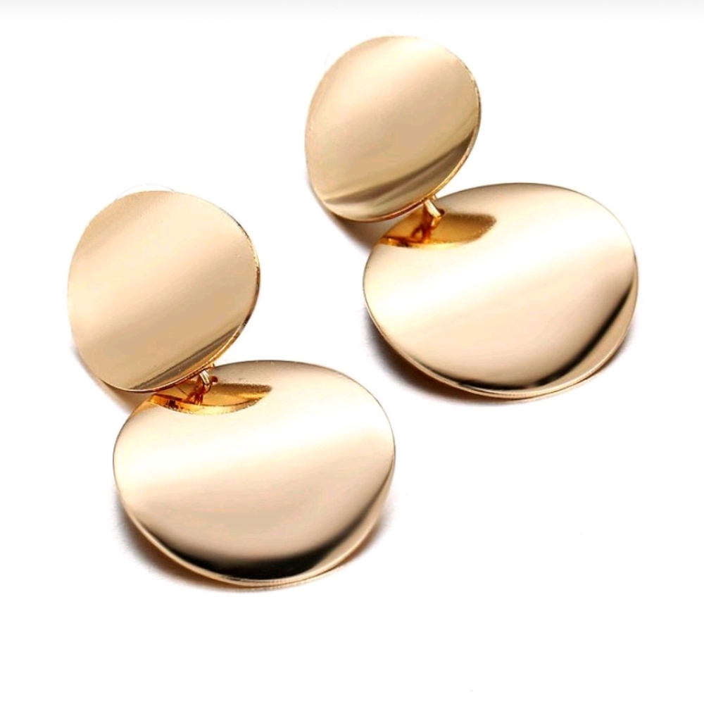 Abstract earrings. - Picture 2 of 2